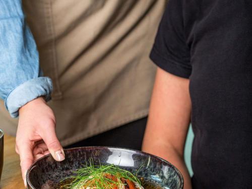 Jídlo v hotelu nebo okolí