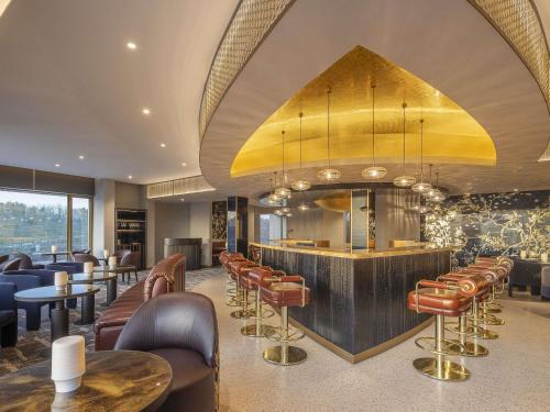 Posezení v ubytování Fairmont Golden Prague