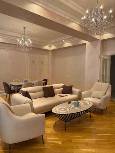 White City Apartment