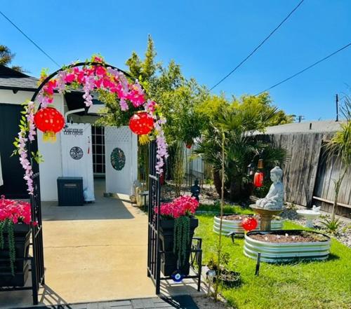 Κήπος έξω από το ZenDen Rv by The Sea in Los Osos