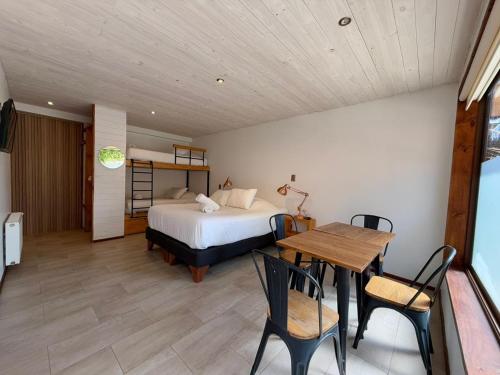 Cama o camas de una habitación en Hotel Casa Surf