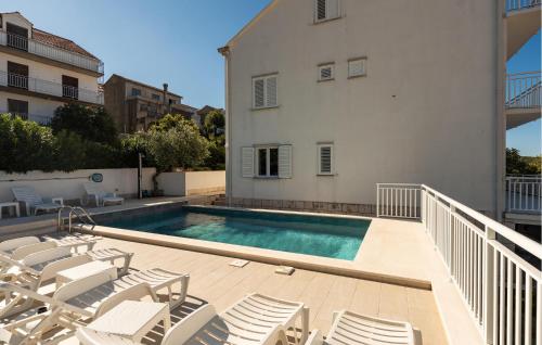 Nice Apartment In Zvekovica