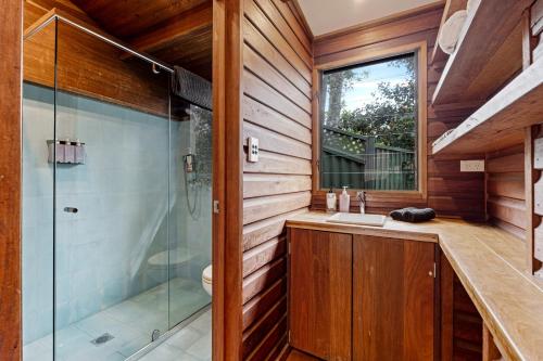 Ένα μπάνιο στο The Tree House, Cottage Point - Back to Nature