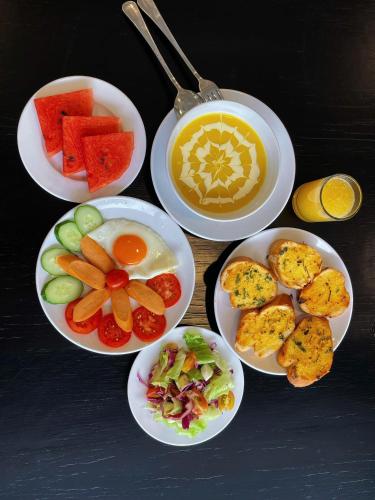 Jídlo v hotelu nebo okolí