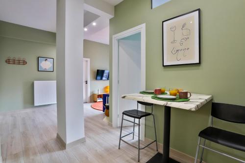Modern 2BD Apt Behind Athens Tower by Live&Travel