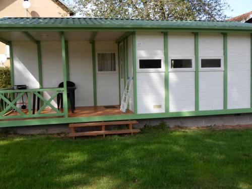 Chalet confortable avec terrasse - 4 personnes - API-1-52-923