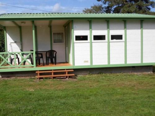 Chalet 32m² avec Terrasse - 2 Chambres - API-1-52-939