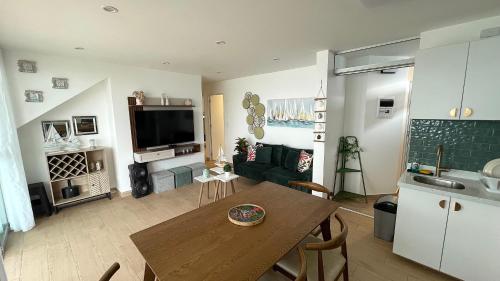 Η κουζίνα ή μικρή κουζίνα στο Casa Playa Azul Verano 2026 Asia