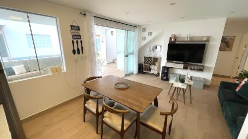 Μια τηλεόραση ή/και κέντρο ψυχαγωγίας στο Casa Playa Azul Verano 2026 Asia