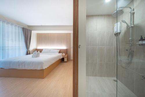 Ένα μπάνιο στο The Nook Hotel