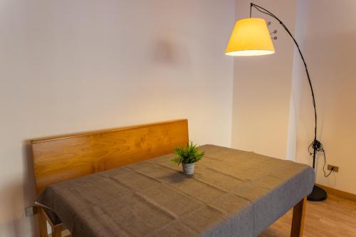 Кровать или кровати в номере Spacious 6-Guest Home 8 min To Metro & Free Parking