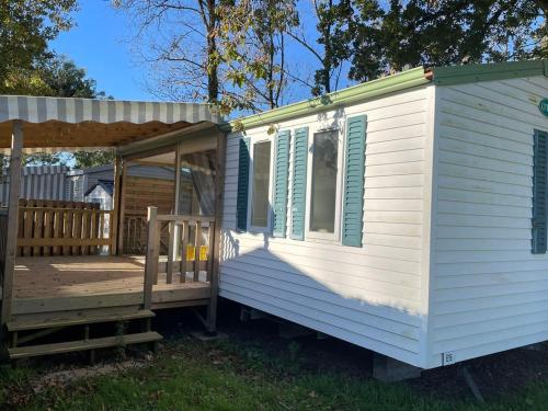 Mobil-home 29m², 2 chambres, terrasse, jardin - API-1-52-1108