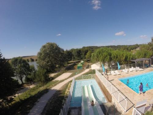 Πισίνα στο ή κοντά στο Chalet - Terrasse - API-1-52-1110