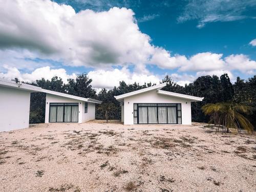 Das Gebäude in dem sich die Villa befindet