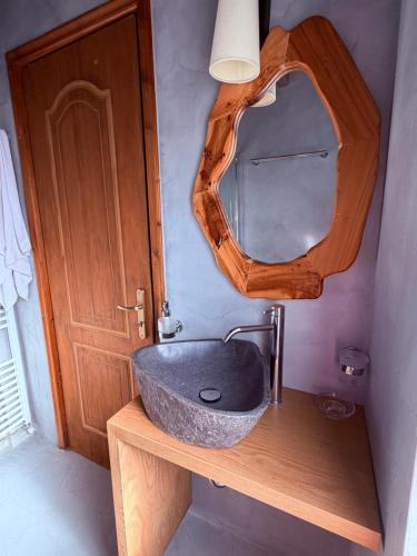 Φωτογραφία από το άλμπουμ του Santa House σε Kalívia