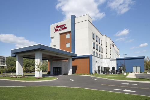 a rendering of the front of a hotel at Hampton Inn & Suites Somerset in Somerset