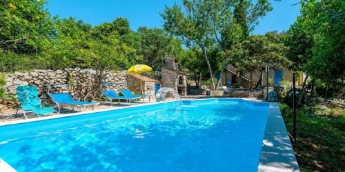 Losinj haus with pool