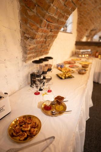 Jídlo v penzionu nebo okolí