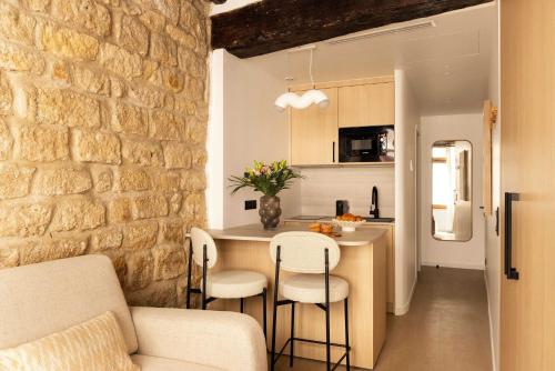 Modern apartment -AC-1BR-4P-Panthéon