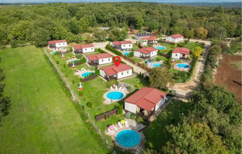 Beautiful Home In Tinjan
