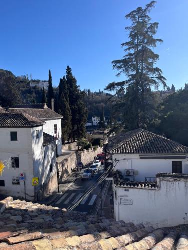 Ático con acceso a terraza en el Albayzin