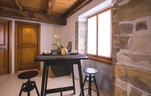 Φωτογραφία από το άλμπουμ του Lovely Apartment In Oprtalj With Wifi σε Oprtalj