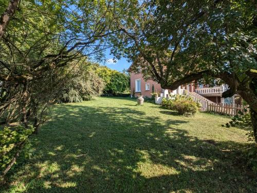 Galeriebild der Unterkunft Chambre 2 Le Domaine des Vignes in Chargey-lès-Gray