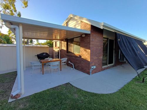 Το κτήριο όπου στεγάζεται  το διαμέρισμα