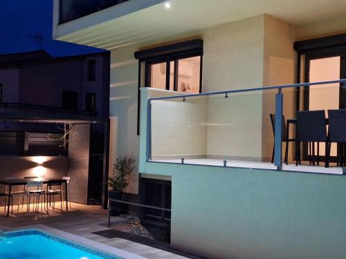 Two Bedroom apartment with Terrace Cvita A2