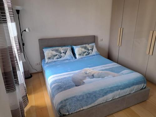 Lion's apartment
