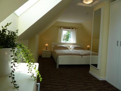 Ένα ή περισσότερα κρεβάτια σε δωμάτιο στο "At the Old Blacksmith's Farm"