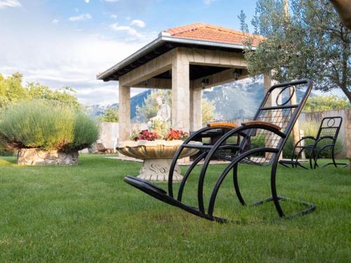 Villa Popovi a Dvori - Six Bedroom Villa with Pool