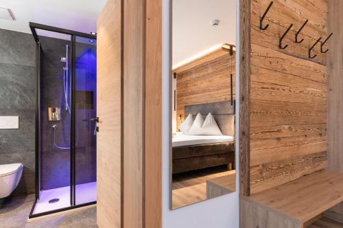 O baie la Almfried Apartments