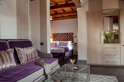 The Inn at the Spanish Steps Luxury Collection - Honeymoon Suite