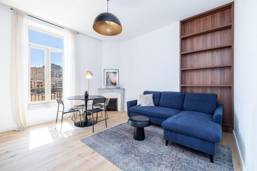 Large 2 Bedroom with Sea View 50m from Monaco