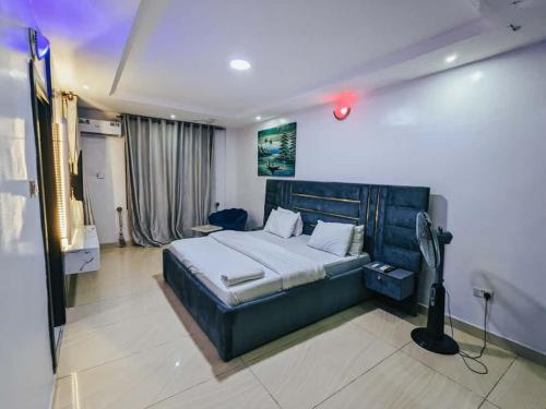 Postel nebo postele na pokoji v ubytování BOL LODGE AND APARTMENT