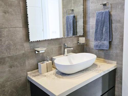 Ένα μπάνιο στο Maldives Holiday Homes MUP