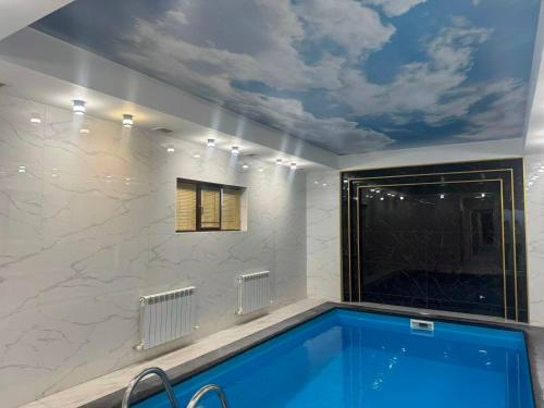 Swimmingpoolen hos eller tæt på 云朵酒店