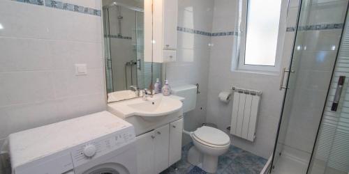 Et badeværelse på Jasna B4 apartman