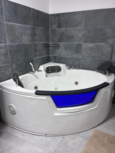 O baie la Sobe Potic