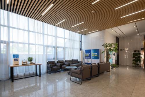 Зона вітальні в ARK HOTEL