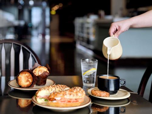 Jídlo v hotelu nebo okolí