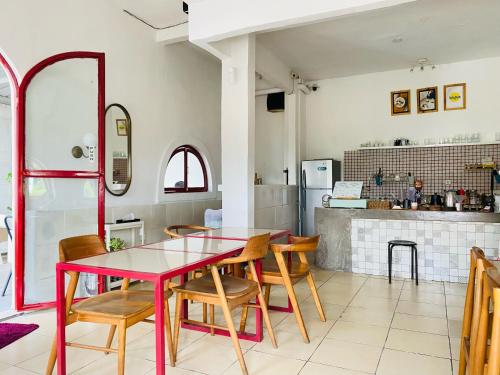 Kuchyň nebo kuchyňský kout v ubytování Sahasi Stay