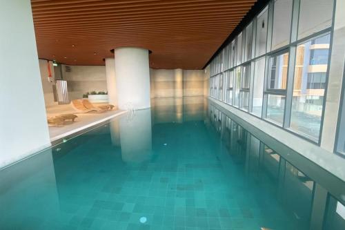 Bazén v ubytování Antara Genting Premier Suites by Noble Nest nebo v jeho okolí