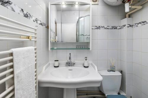 Luxury Studio Ponthieu & Champs-Élysées