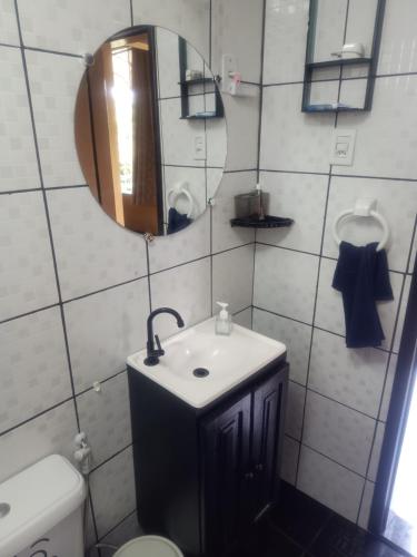 Kylpyhuone majoituspaikassa Quarto Suite MAREX