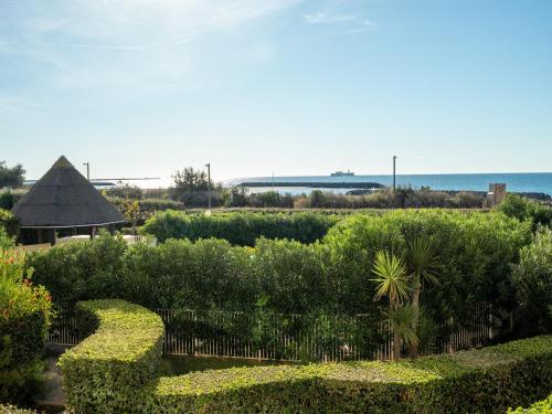 Savanna beach N116 3P8