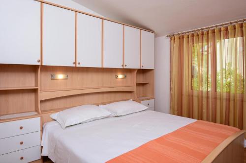 3-Bedroom Apartment Nada in Orebić