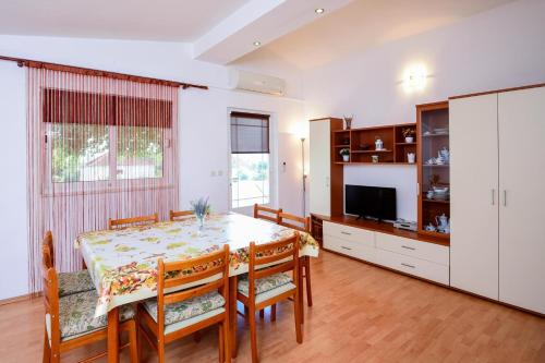 3-Bedroom Apartment Nada in Orebić