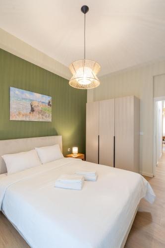 Serene Garden Apartment